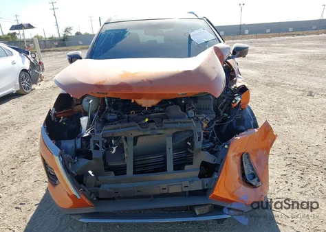 2023 Nissan Kicks Sr Xtronic Cvt z USA, uszkodzony, nr VIN 3N1CP5DV3PL567797